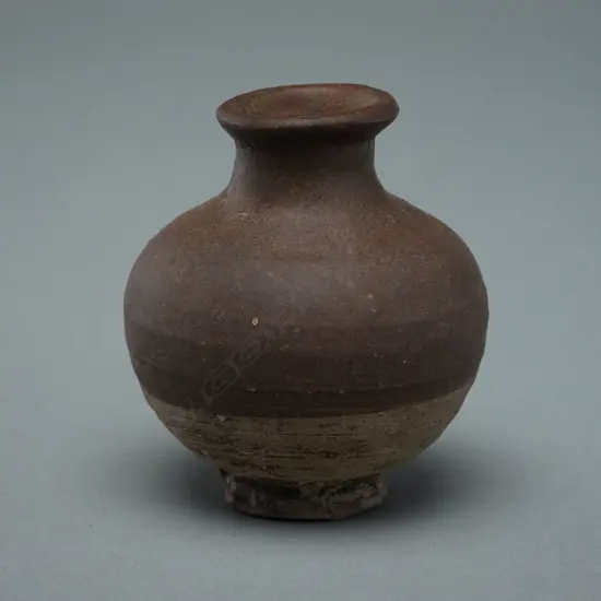 Stoneware jarlet – Sawankhalok - c.15thC,